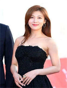 12学生的粉嫩小泬XX网站视频,三女炕上交换玩